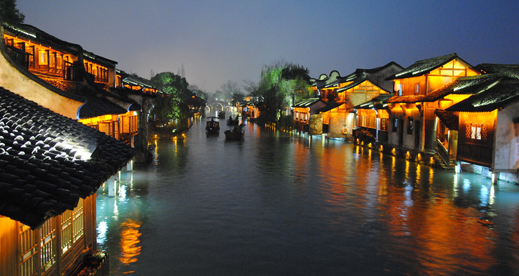 【烟雨江南】·台儿庄·留园·乌镇·西塘·杭州·西溪湿地·无夜车休闲4.5日游！