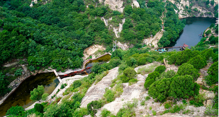 【密云清凉谷】登水晶长城+玻璃天桥+畅玩高山滑水+极速漂流！