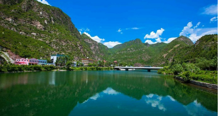 【北京一周一山·龙庆峡】免门票+京郊“小漓江”+绿色氧吧+山水畅玩+休闲1日游！