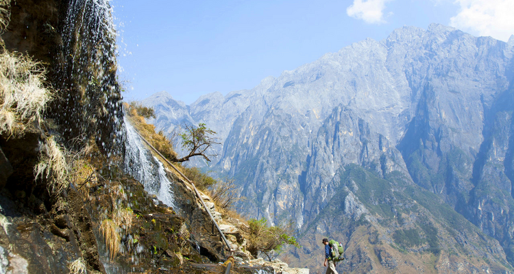 【行走云南 · 虎跳峡+玉龙雪山4日】世界十大经典徒步线路之贯穿玉龙雪山南北线·虎跳峡+玉龙雪山4日徒步+2-15人精品小团