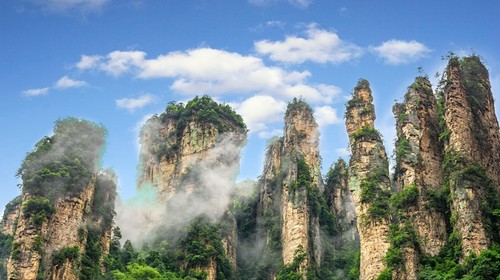 【湘西张家界4日】张家界全景·探秘天门山·袁家界·天子山·十里画廊·金鞭溪