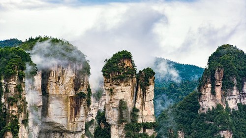 【湘西张家界4日】张家界全景·探秘天门山·袁家界·天子山·十里画廊·金鞭溪