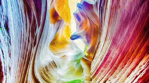 【遇见长安 · 陕北风云5日】西安+雨岔大峡谷+枣园+杨家岭+波浪谷+乾坤湾+壶口瀑布+2-8人小包团&8人拼团