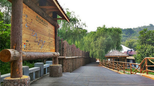 【山水怀柔2日】超值特价丨神堂峪山水栈道+圣泉山+顶秀美泉小镇+游山玩水轻松游！