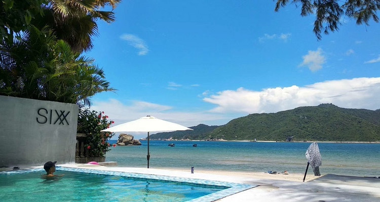 【遇见万宁 · 小众轻奢5日】火山岩海蚀洞+神州半岛灯塔+桥海牧场+石梅湾+日月湾教堂+日月湾滨海公路+罗布斯塔灵韵+分界洲岛网红餐厅+轻奢5日+私家一单一团