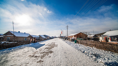 【雪国列车·4人SUV精品小团】漠河+北极村+北红村+圣诞村+龙江第一湾+中国最北点+白桦林+马拉爬犁+驯鹿+滑雪+深度纯玩5天4晚