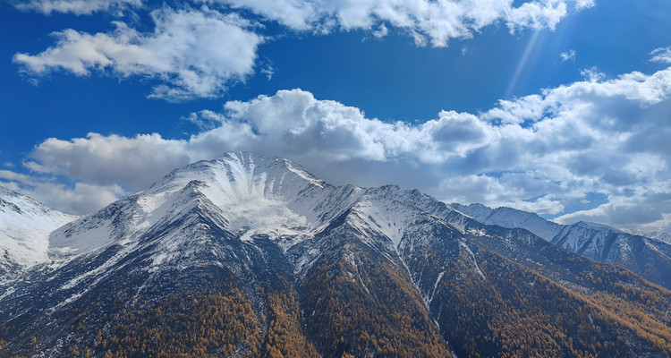 【行走川西·四姑娘山3日】人生中的第一座5000米雪山·四姑娘山大峰·四姑娘山二峰3日雪山攀登+余位变化较快，下单前请咨询客服