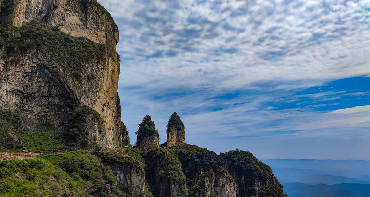 【初遇河南·南太行徒步5日】西安+三门峡地坑院+郭亮村+天梯+炮楼+王莽岭+双岭穿越+锡崖沟/张沟+马武寨+抱犊村+八里沟+经典徒步穿越5天4晚