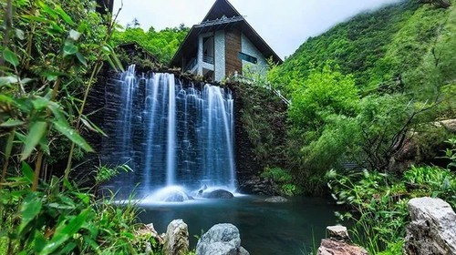 【徒步华夏寻秋特辑・神农架站】宜昌秘境探幽 + 神农架秋色徒步 + 送郎山云海踏秋 + 狼牙山奇岩穿越 + 神农谷彩林漫行 + 华中第一哨观山 4 日徒步之旅