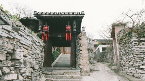 【探秘贵州·亲子营5日】"上天入地小勇士·夏令营“+贵阳+中国天眼FAST+中科院老师授课+打岱河天坑+天硐地心探秘+青岩古镇+5日亲子营