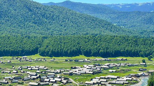 【遇见新疆·阿勒泰7日】禾木+喀纳斯+赛里木湖+天山天池+观鱼台+五彩滩+世界魔鬼城+安集海大峡谷+三湾徒步+五彩滩+2-6人小包团&6人小团