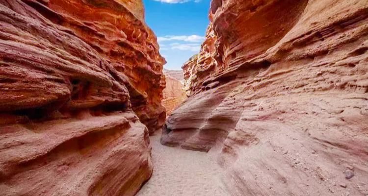 【与疆童行·南疆奇遇10日】 |乌尉高速+龟兹文化+无花果园 +温宿大峡谷地质科考+喀什古城+帕米尔高原探秘暑期亲子研学游