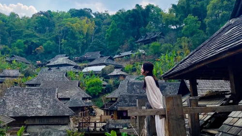 【又见云南 · 秘境哀牢山8日】昆明-哀牢山探秘-无量山樱花-翁丁原始村落-沧源千年崖画-博航老寨-龙摩爷-孟连-老达保-景迈山-版纳 8日游