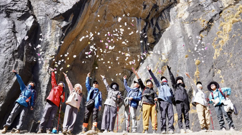 【行走云南·朝觐梅里6日】梅里雪山+雨崩村+冰湖+神瀑+60KM徒步朝圣+第七届梅里雪山雨崩转山月