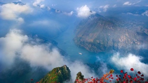 【徒步华夏第七站·重庆三峡站4日】宜昌+巫山+三峡之巅徒步+白帝城+ 文峰观徒步+ 峡之巅徒步+ 白帝城+  神女天路+ 瑶台+ 三峡红叶徒步节4日游