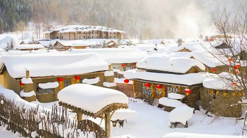 【冰雪梦幻·海参崴7日】哈尔滨市+雪乡+梦幻雪山徒步+网红雪地摩托+棒槌山观光栈道+东宁+城市citywalk+托卡内夫灯塔+海边日落+百年老街+玻璃海滩+托比津纳海角+绥芬河+海参崴7天6晚！