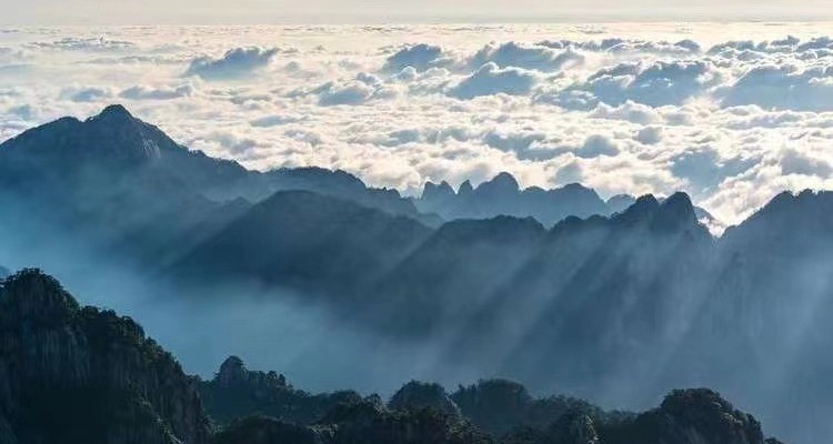 【醉美徽州·初遇黄山4日】精选住宿+黄山全天深度游+访皖南古村西递+宏村+云上村落篁岭