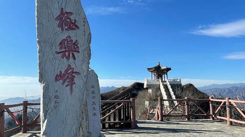 【北京一周一山·千灵山】9公里初级徒步丨京城踏青赏花胜地+徒步千灵山+赏最美山桃花！