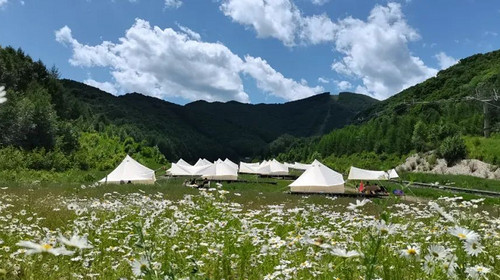 【漫游内蒙·彩虹公路3日】穿越西乌旗99号公路+小众原生态草原+美林谷+康宁寺+38人舒适团！