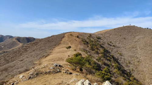 【北京100公里山野·狐狸峪站】徒步金海湖狐狸峪丨金海湖红叶配湖景，狐狸峪步道藏着整片秋