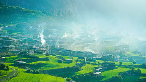 【藏地甘南·江迭公路4日】五一特辑丨穿越江迭公路+入住扎尕那景区+仙女滩漫步+桑科草原+拉卜楞寺+若尔盖花湖+郎木寺+格尔底寺+纳摩大峡谷+黄洮交汇+美仁大草原+米拉日巴佛阁+2-8人小包团&8人拼团