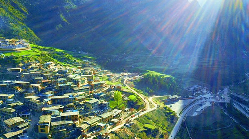 【藏地甘南·江迭公路4日】五一特辑丨穿越江迭公路+入住扎尕那景区+仙女滩漫步+桑科草原+拉卜楞寺+若尔盖花湖+郎木寺+格尔底寺+纳摩大峡谷+黄洮交汇+美仁大草原+米拉日巴佛阁+2-8人小包团&8人拼团