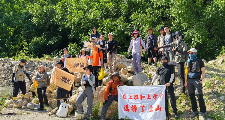 带薪旅行不是梦！潮尚招兼职领队和摄影师啦！速来！