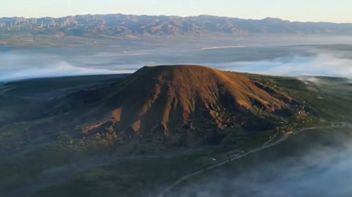 【探秘晋蒙·走西口3日】打卡大同火山群+寻迹杀虎口长城+库布齐沙漠神泉+老牛湾黄河大峡谷+八龙湾瀑布+跨越黄河+体验黄土高坡窑洞+黄河日出日落+38人舒适团