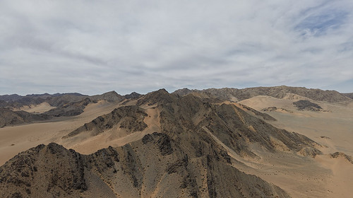 【蒙中环线·渡阴山5日】穿越古今史诗之旅丨重走昭君出塞路丨硬派越野车穿越+鸡鹿塞+内蒙黑独山+红峡谷+库布齐沙漠千岛湖+草原阿那亚涝利海+敕勒川草原+美岱召+昭君博物院+独家38人舒适团