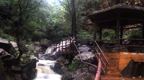 【北京一周一山·九龙潭】休闲丨8公里徒步玩水盛宴丨徒步清东陵“后龙风水禁地”+解锁“京东绿色宝库”+打卡京郊九寨般的秘境