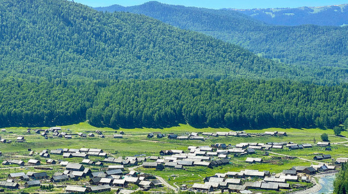 北疆牧歌 | 6人团丨7天6晚丨乌鲁木齐-穿越准喀尔盆地/沙漠骆驼-阿勒泰-阿禾公路-禾木轻旅拍-禾木
