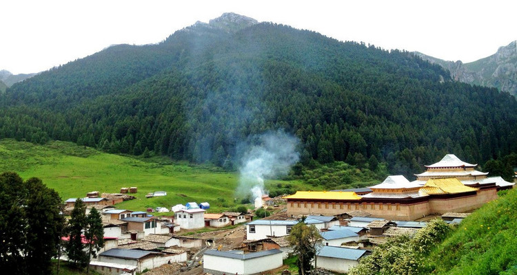 【陇上甘南·色达江迭11日】天水+麦积山石窟+官鹅沟+腊子口+郎木寺+纳摩大峡谷+阿万仓湿地+娘玛寺+莲宝叶则+喇荣五明佛学院+色达+瓦切塔林+九曲黄河第一湾+花湖湿地+甘南小独库+扎尕那+仙女滩+江迭公路+5/8人拼团/2-8人小包团