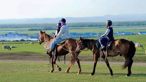 【丰宁坝上草原野骑】自驾3天2晚/2天1晚可选丨一价全含+丰宁坝上草原骑马+含教练+新手教学