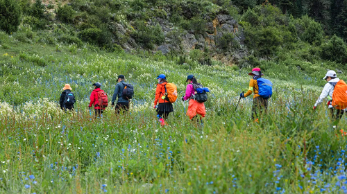 【行走川西·格聂转山C线7日】川西+理塘+格聂神山+格聂之眼+冷古寺+格聂C线经典徒步穿越