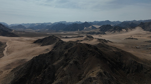 【蒙中环线·渡阴山5日】穿越古今史诗之旅丨重走昭君出塞路丨硬派越野车穿越+鸡鹿塞+内蒙黑独山+红峡谷+库布齐沙漠千岛湖+草原阿那亚涝利海+敕勒川草原+美岱召+昭君博物院+独家38人舒适团