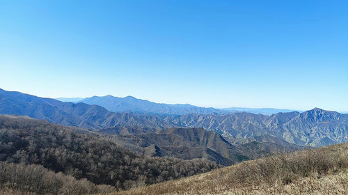 【北京一周一山·北灵山】初级丨10公里丨打卡京郊”阿勒泰“+踏浪高山草甸+邂逅云海+开启狂欢派对~