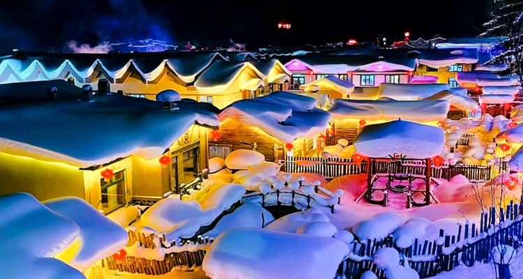 【你好！大东北5日·8人舒适小团】延吉+图们+长白山+雪岭+雪乡+亚雪公路+滑雪+马拉爬犁+雪地温泉+驯鹿接触+5天4晚深度体验