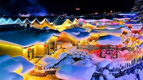 【漠河遇见雪乡7日·8人精品小团】雪乡+梦幻雪山+北极村+北红村+圣诞村+龙江第一湾+中国最北点+白桦林+马拉爬犁+驯鹿+滑雪+7天6晚深度体验