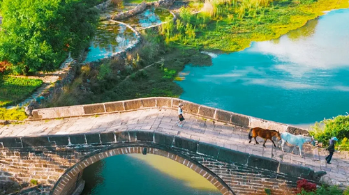 【又见云南 · 滇西大环线11日】大理+芒市瑞丽+腾冲+银杏村+怒江独龙江+纹面女+丙中洛+梅里雪山+沙溪+南涧土林+樱花谷+8人精品小团