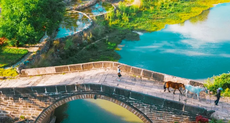 【又见云南 · 滇西大环线11日】大理+芒市瑞丽+腾冲+银杏村+怒江独龙江+纹面女+丙中洛+梅里雪山+沙溪+南涧土林+樱花谷+8人精品小团