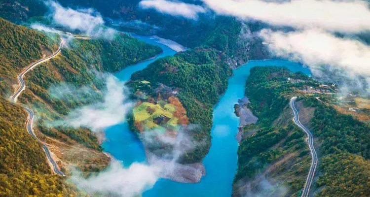 【又见云南 · 滇西大环线11日】大理+芒市瑞丽+腾冲+银杏村+怒江独龙江+纹面女+丙中洛+梅里雪山+沙溪+南涧土林+樱花谷+8人精品小团