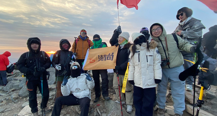 【元旦特辑·东灵山跨年】赏月观星+看日出云海+云海缭绕+登顶北京最高峰+迎接新年第一缕阳光！