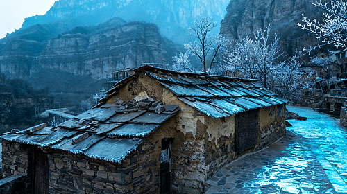 【行走河南·冰雪太行4日 】冰蘑菇洞 +通天峡谷+石板岩古村落+中华雪松+太行冰挂圣诞树+徒步33公里+4日休闲游