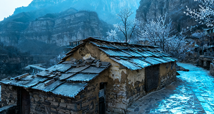 【行走河南·冰雪太行4日 】冰蘑菇洞 +通天峡谷+石板岩古村落+中华雪松+太行冰挂圣诞树+徒步33公里+4日休闲游