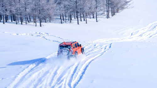 【乌兰布统冬·冰雪旅拍5日】10人旅拍小团+摄影领队+赠送航拍丨古北水镇五钻酒店+雪域温泉+越野车穿越+多重冰雪体验+蒙古民俗+篝火烟花