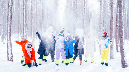 【乌兰布统冬·冰雪旅拍5日】10人旅拍小团+摄影领队+赠送航拍丨古北水镇五钻酒店+雪域温泉+越野车穿越+多重冰雪体验+蒙古民俗+篝火烟花