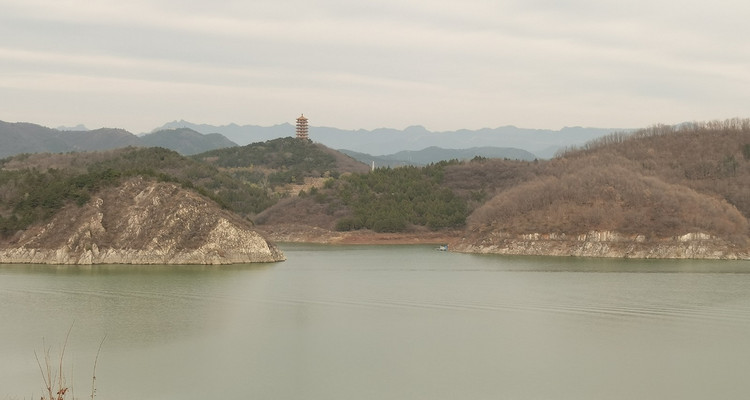 【北京一周一山·金海湖】休闲丨8公里徒步丨一半湖水一半山+俯瞰金海湖+赏绝美湖光山色