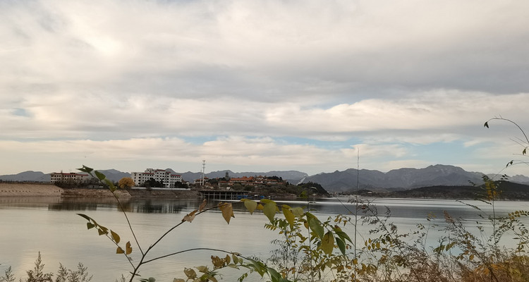 【北京一周一山·金海湖】休闲丨8公里徒步丨一半湖水一半山+俯瞰金海湖+赏绝美湖光山色