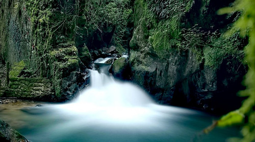 【徒步华夏秋冬特辑 · 哀牢山站】哀牢山秘境徒步+石门峡徒步+元阳梯田徒步+哀牢山日出+多依树日出+南恩瀑布+建水古城+摄影师跟拍+5日徒步