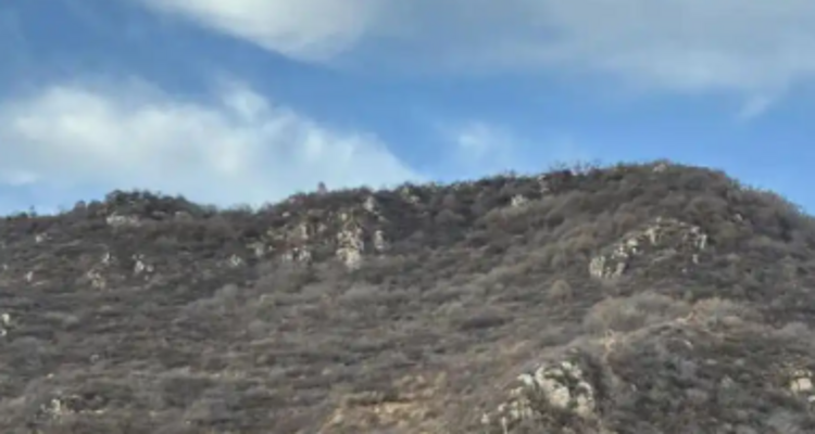 【北京一周一山·长峪城】休闲/初级可选丨8-12公里丨登顶昌平第一高峰+俯瞰壮美风车群